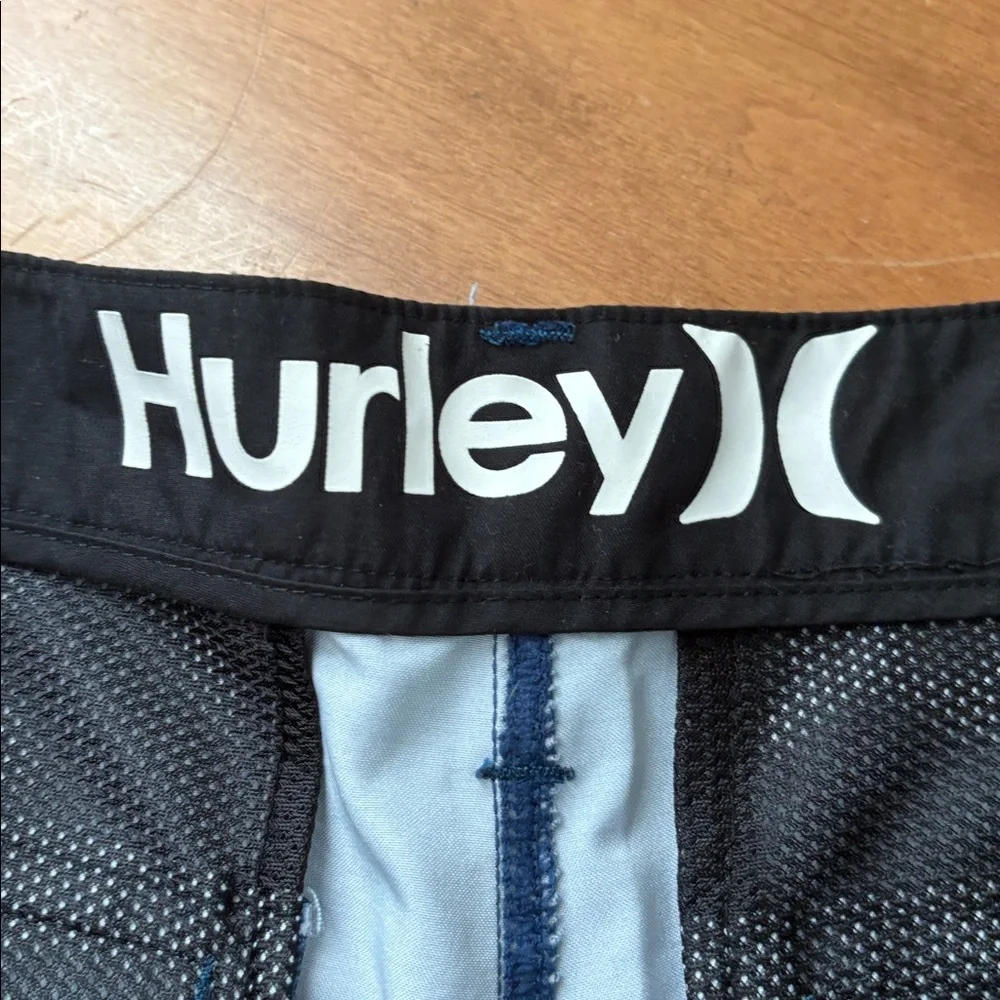 Hurley Men's Deep Blue Flat Front Shorts Suze 29